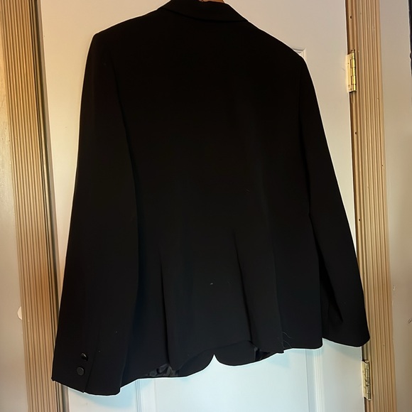 2 Buttoned Black Blazer jacket - Picture 6 of 6